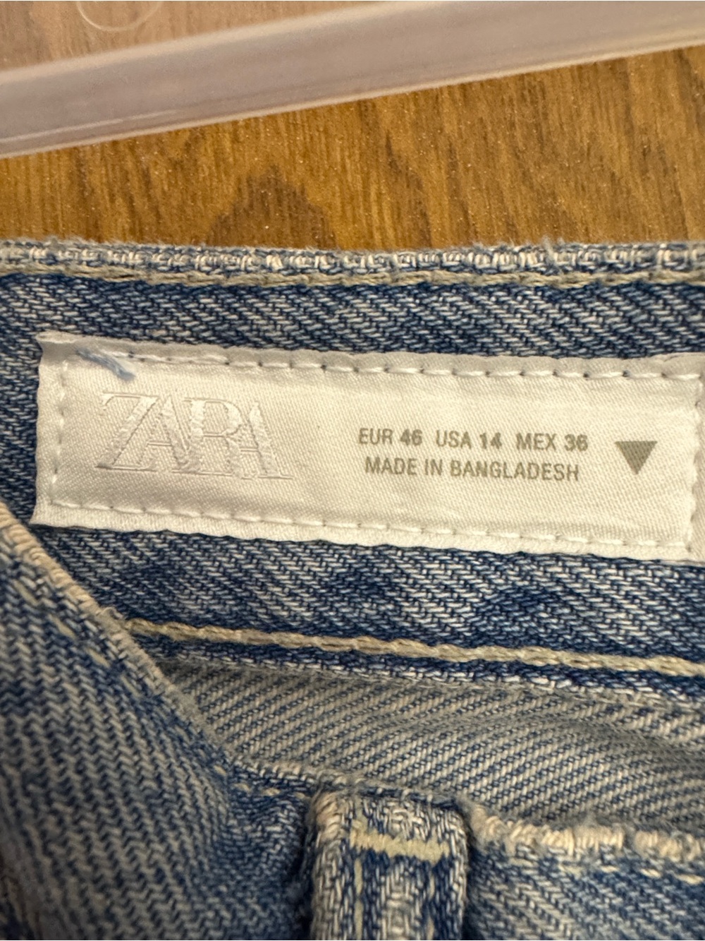 Zara Light Blue Straight Leg Jeans with Rhinestones - Picture 4 of 4